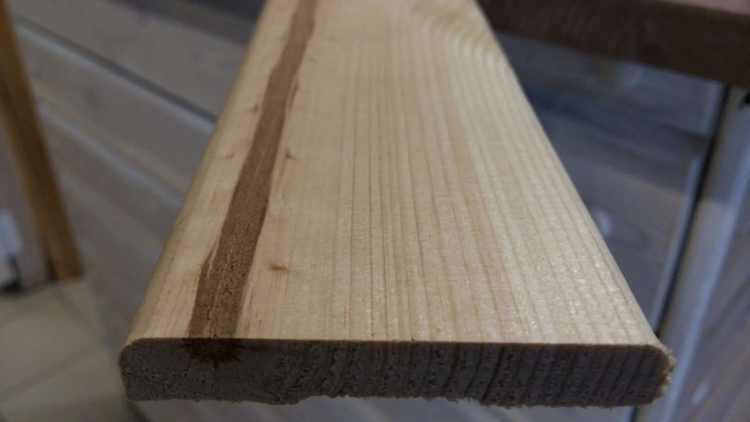 Наличники из сосны сучковые