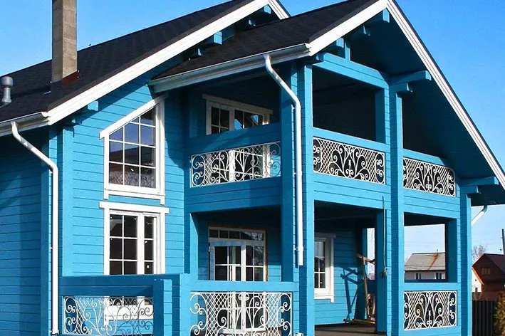 Как и чем покрасить деревянный дом снаружи